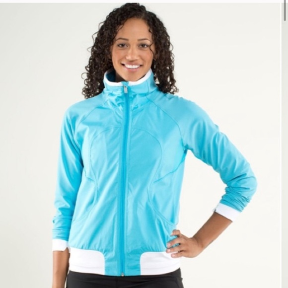 Lululemon Run: Track Attack Jacket - Picture 3 of 15